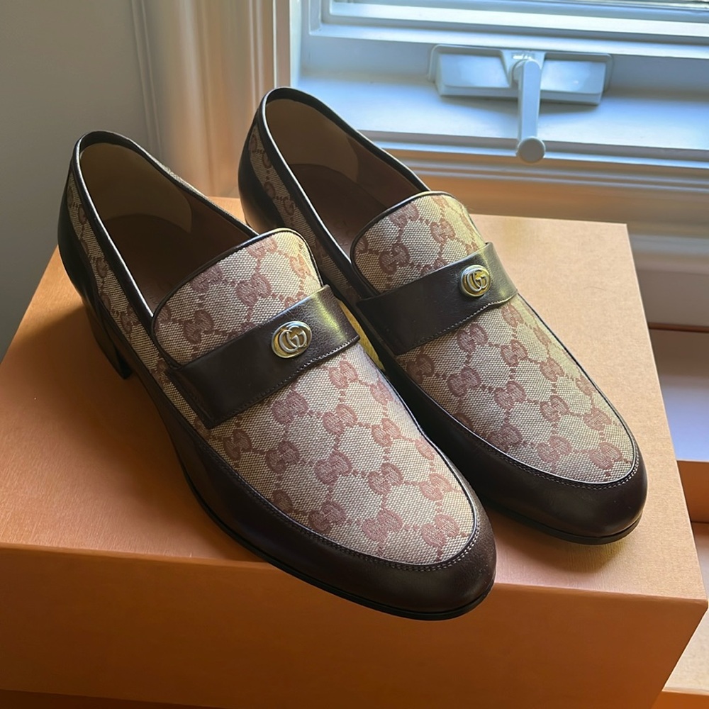 Gucci loafers size 10